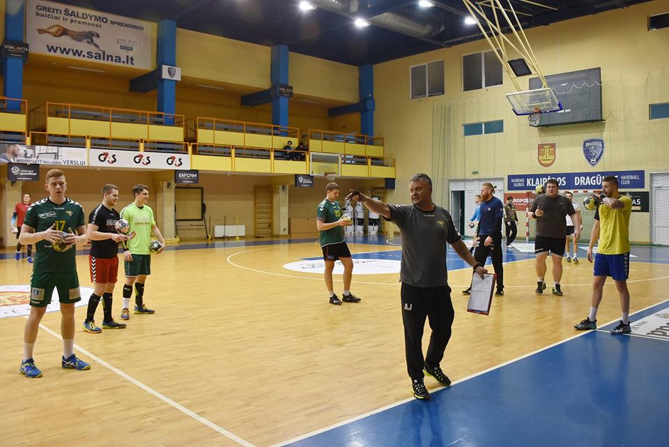 Lietuvos rinktinė vėl rungtyniaus Klaipėdoje, stovykloje - 6 dragūniečiai