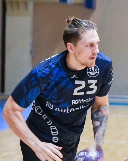 Pralaimėjimas: „Dragūnas“ – Serviti 32:37