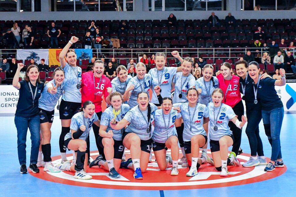Moterų komandai – LRF taurės sidabro medaliai